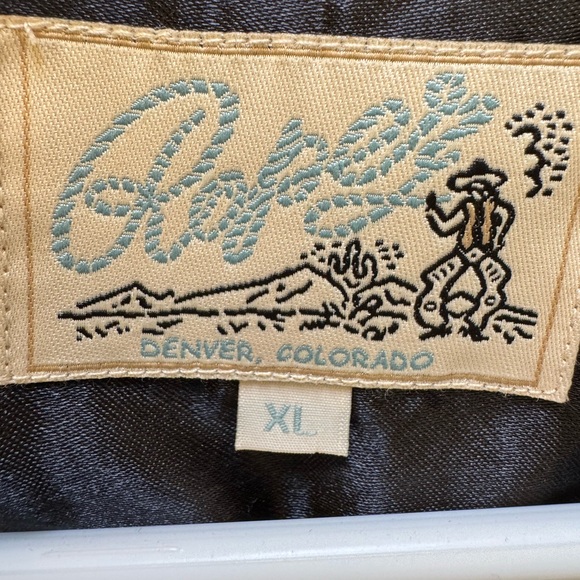 Rocky Black Shirt with Red Roses and Gold Vines - Picture 6 of 7